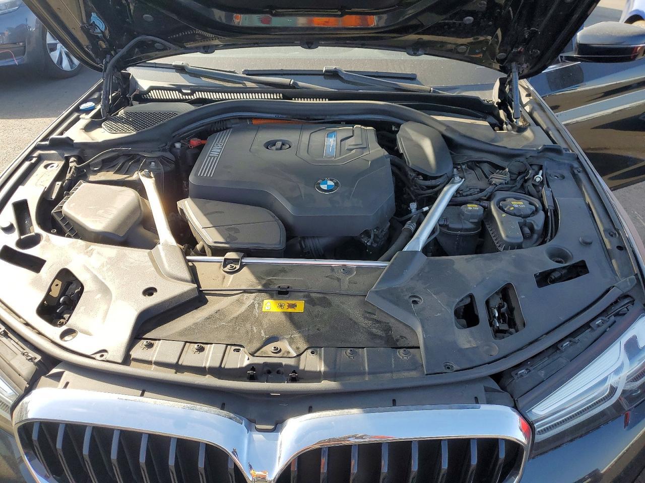 2023 BMW 530E - zdjęcie 11
