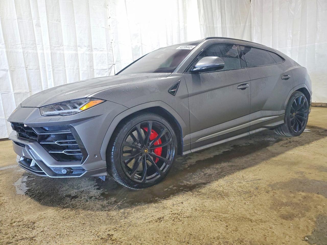 2022 Lamborghini Urus