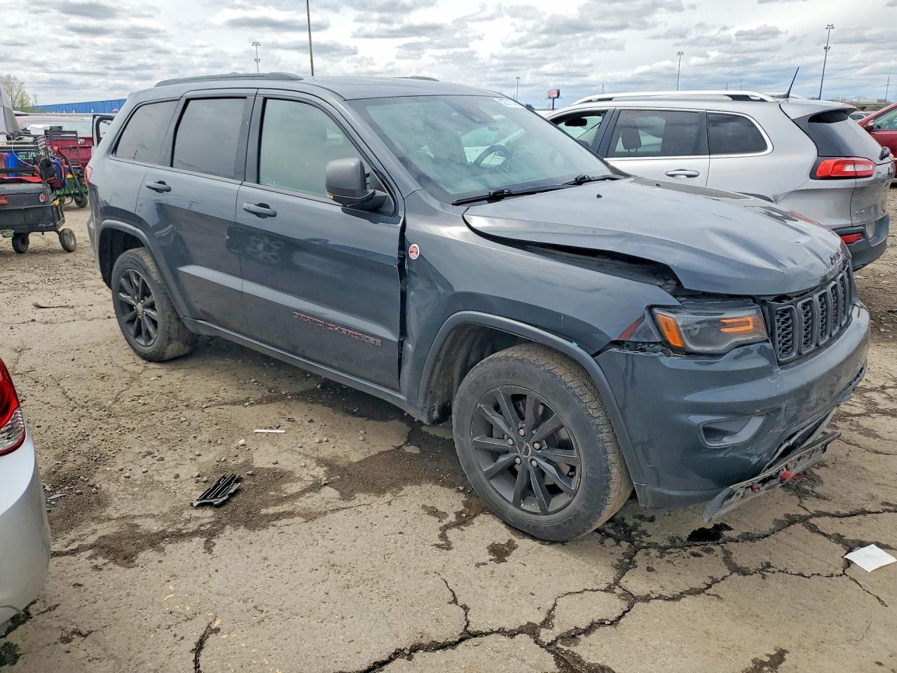 2018 Jeep Grand Cherokee Trailhawk - zdjęcie 4