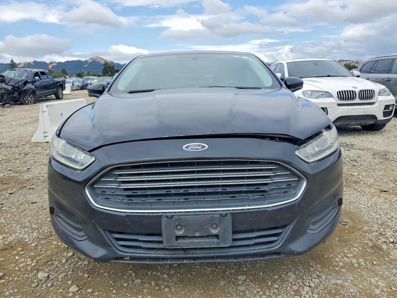 2016 Ford Fusion S Hybrid - zdjęcie 5