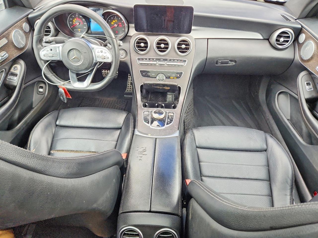 2019 Mercedes-Benz C 300 4Matic - zdjęcie 8