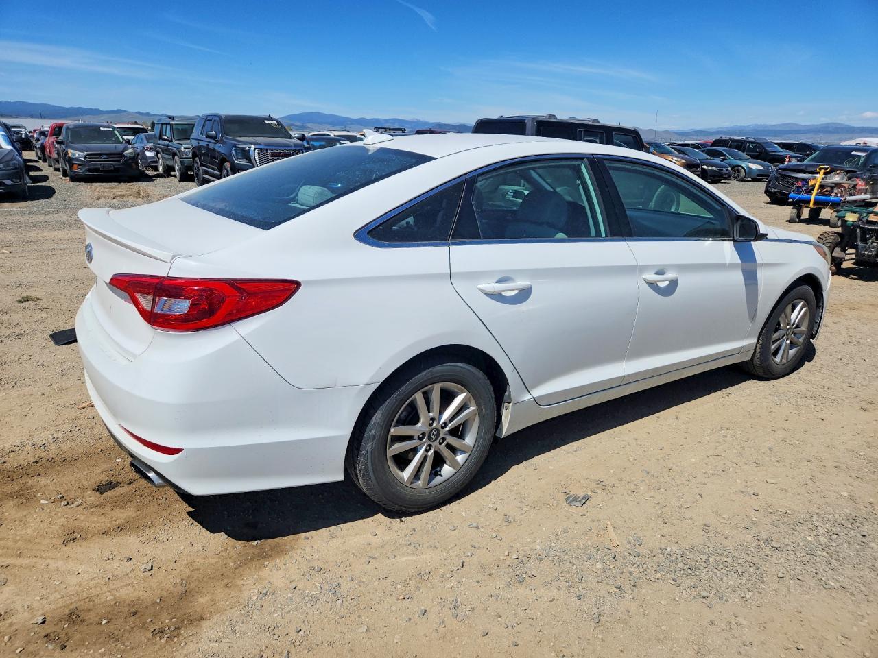 Hyundai Sonata - zdjęcie 3