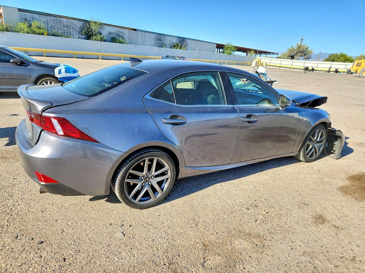 2016 Lexus Is 300 - zdjęcie 3