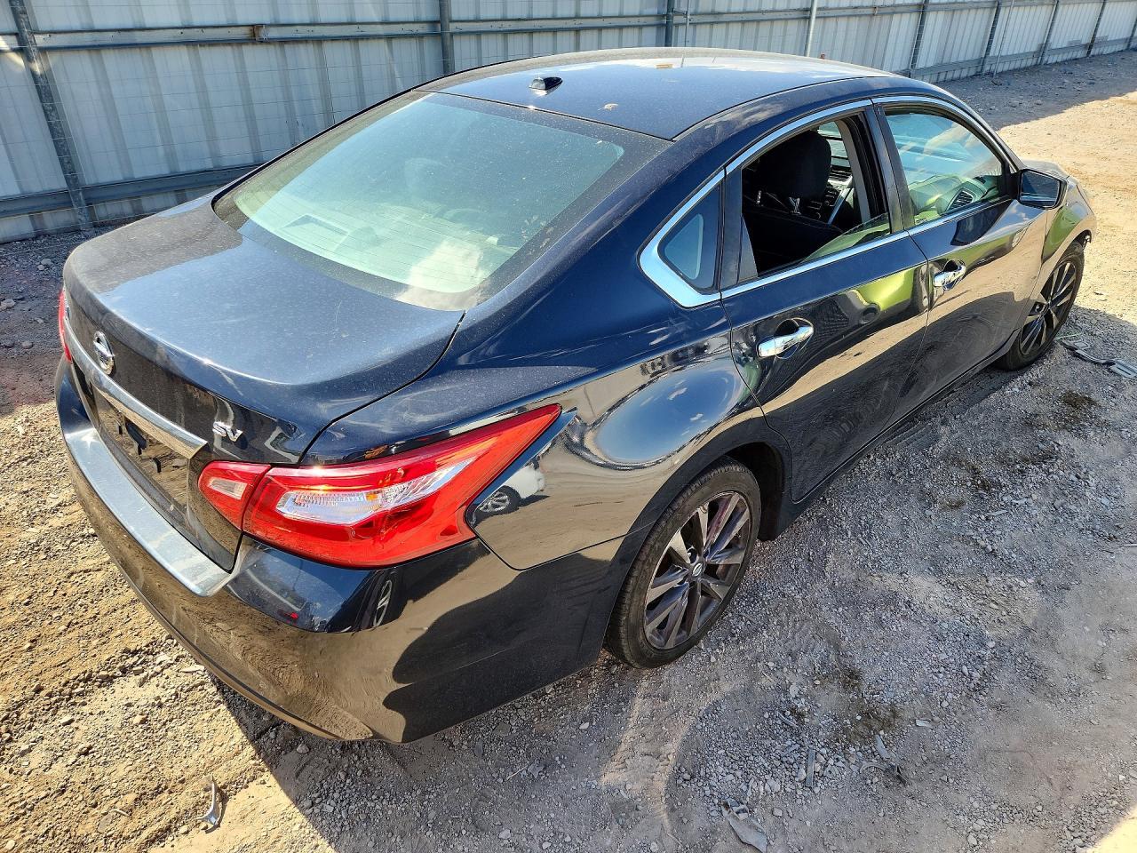 2017 Nissan Altima 2.5 Sv - zdjęcie 3