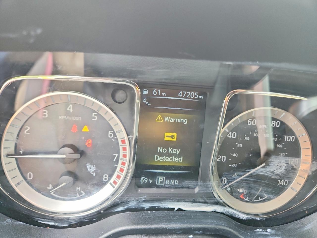 2017 Nissan Titan Sl - zdjęcie 9