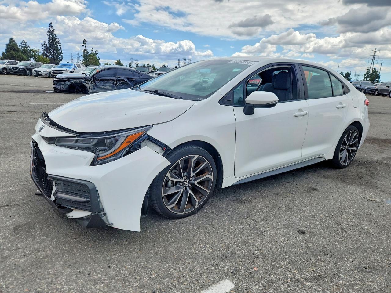 2020 Toyota Corolla Se - zdjęcie główne