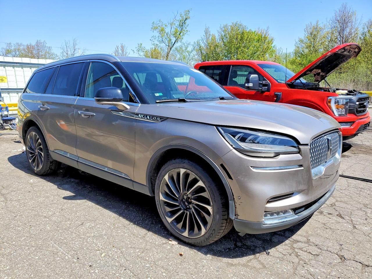 2021 Lincoln Aviator Reserve - zdjęcie 4