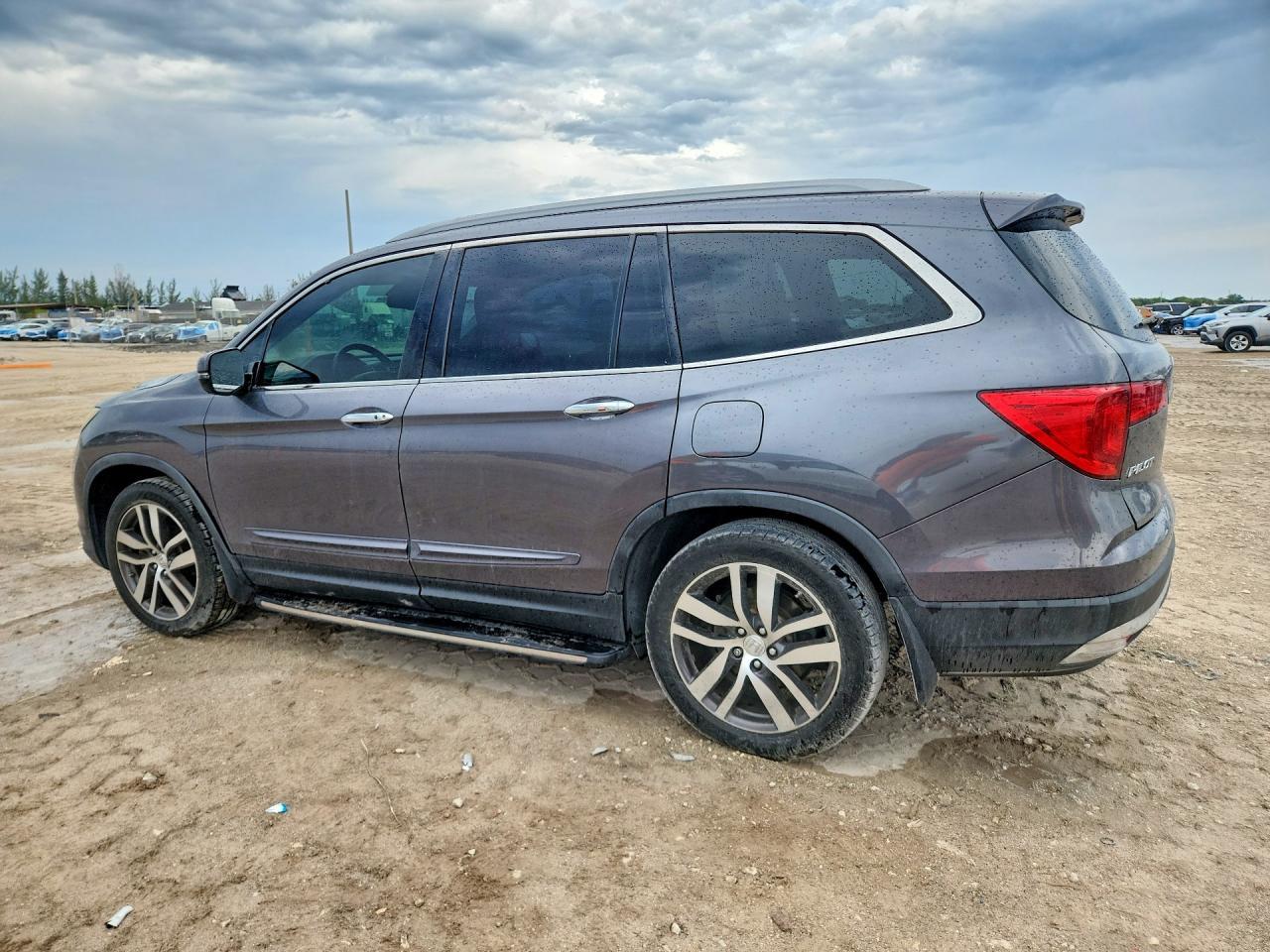 2016 Honda Pilot Touring - zdjęcie 2