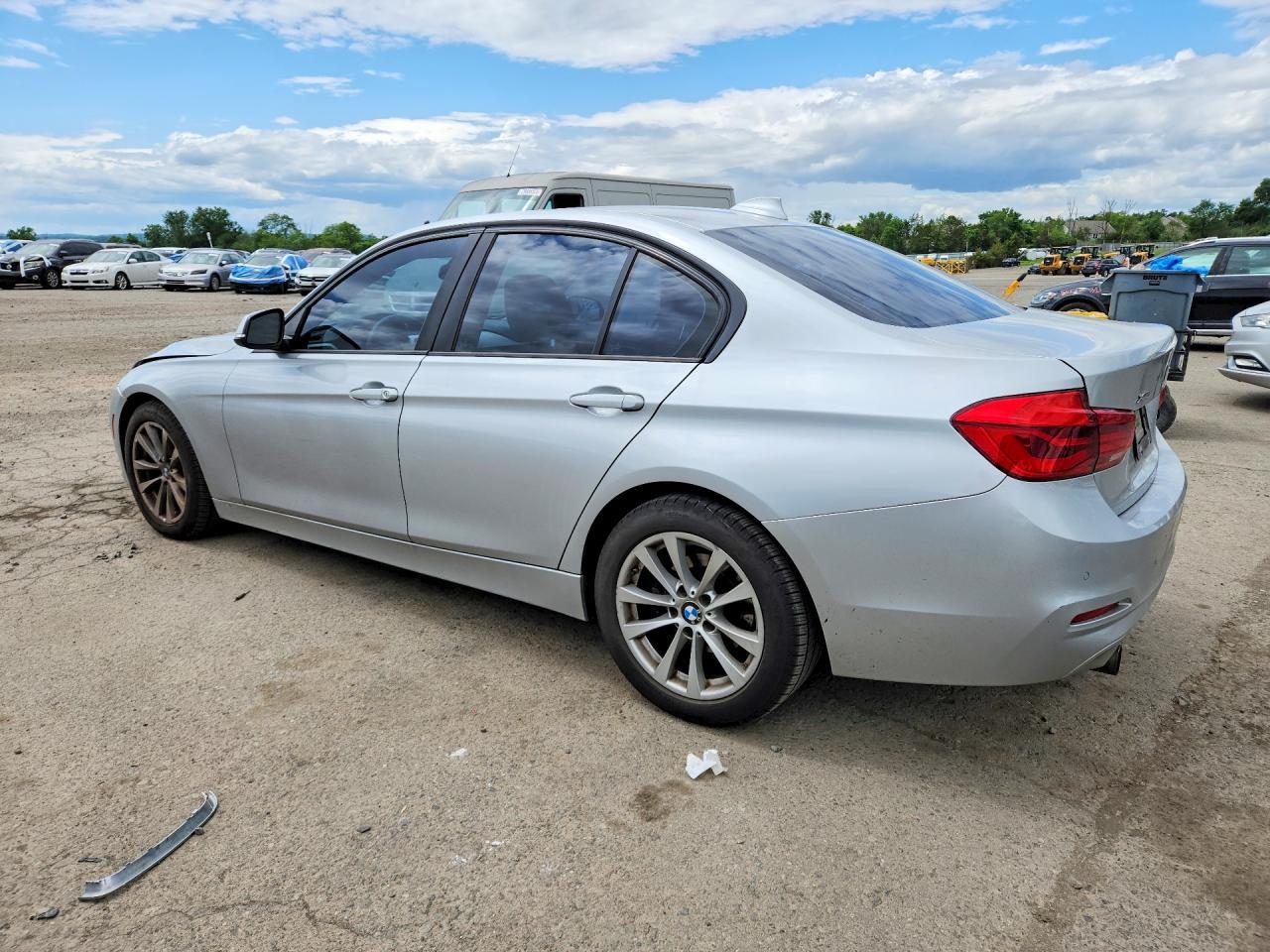 2016 BMW 320 Xi - zdjęcie 2