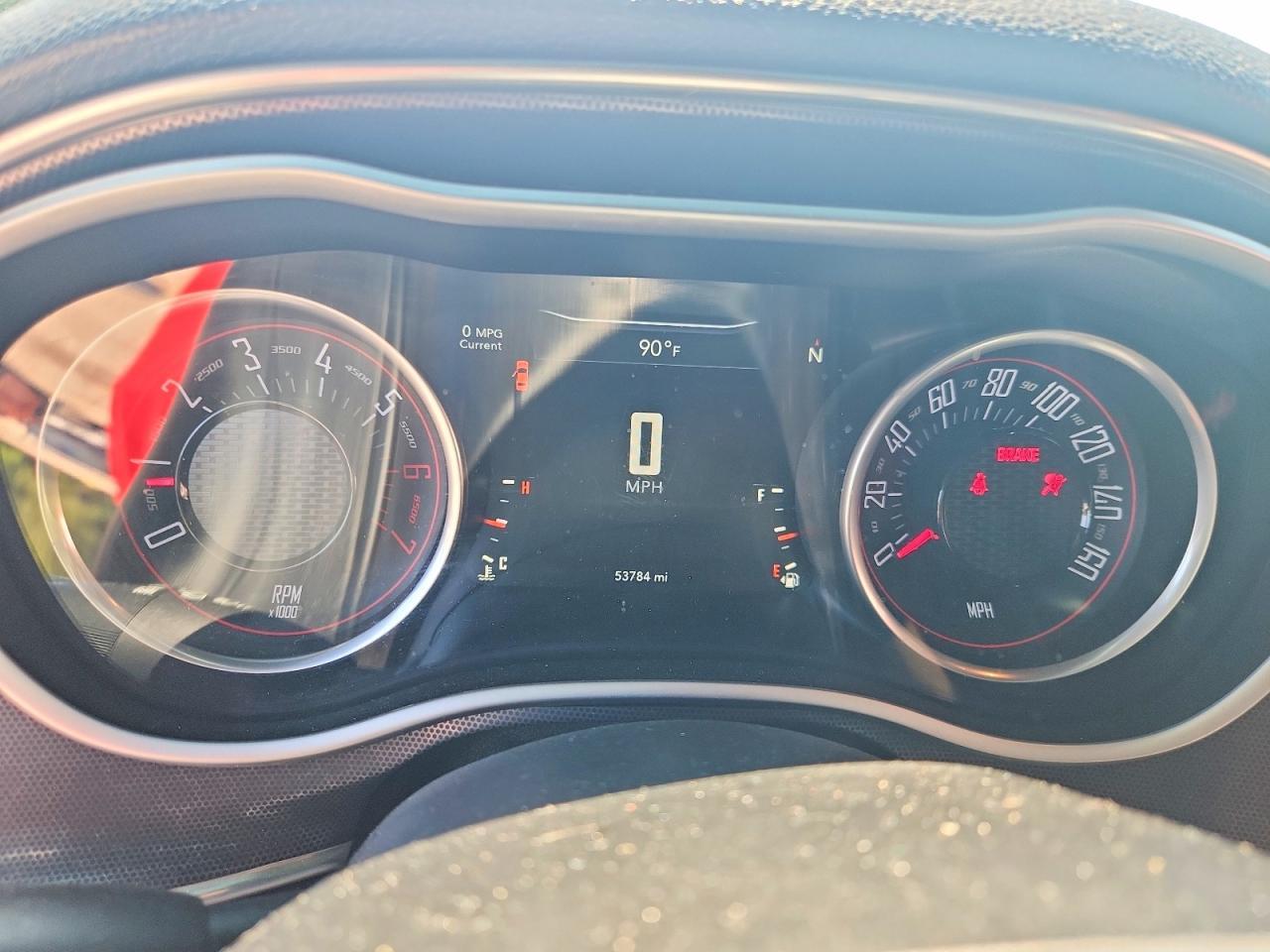 2016 Dodge Challenger R - zdjęcie 9