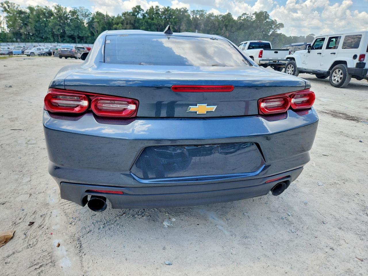 2023 Chevrolet Camaro Ls - zdjęcie 6