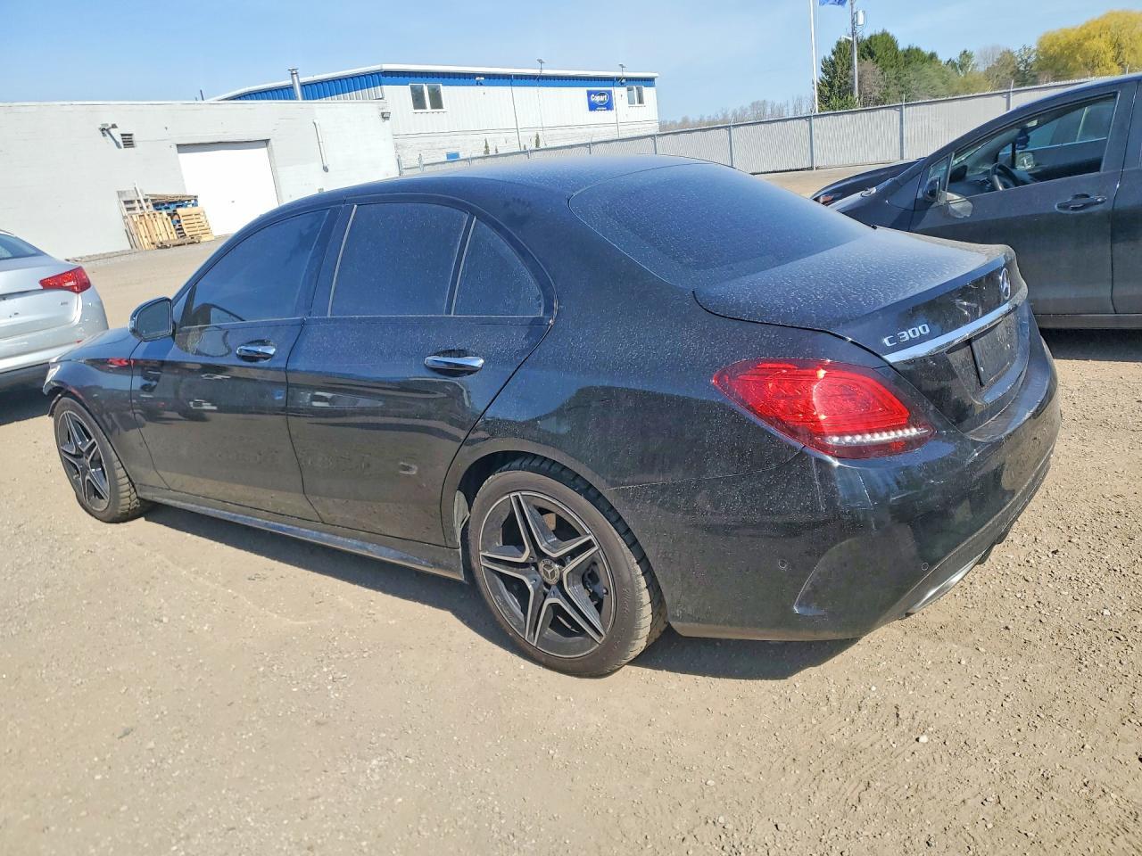2019 Mercedes-Benz C 300 4Matic - zdjęcie 2