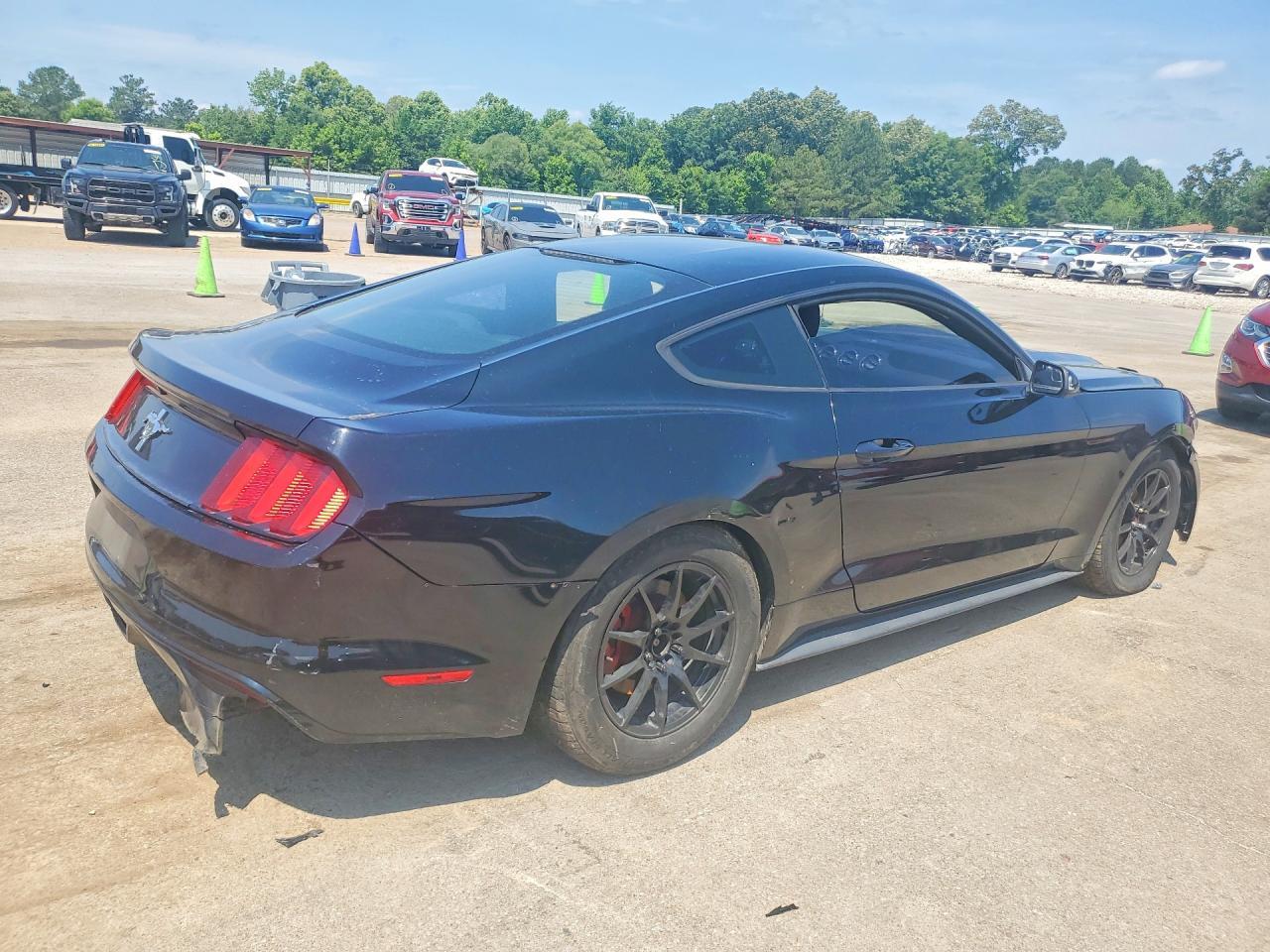 2016 Ford Mustang - zdjęcie 3