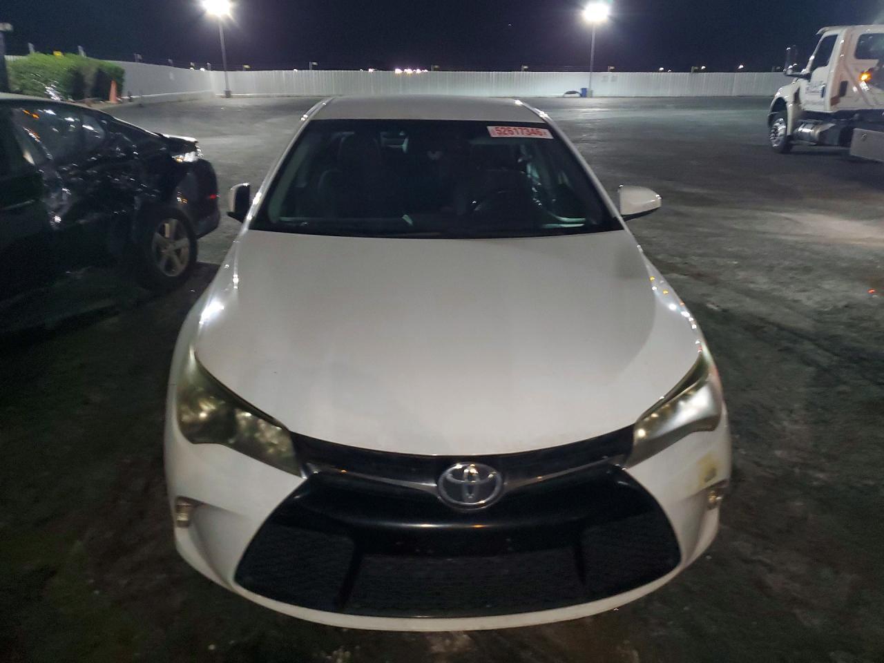 2017 Toyota Camry Se - zdjęcie 5