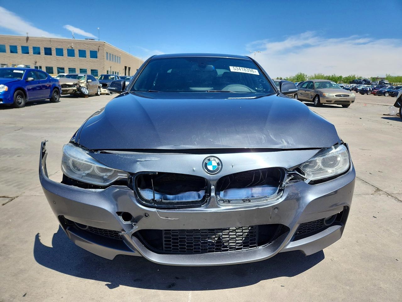 2015 BMW 335 Xi - zdjęcie 5