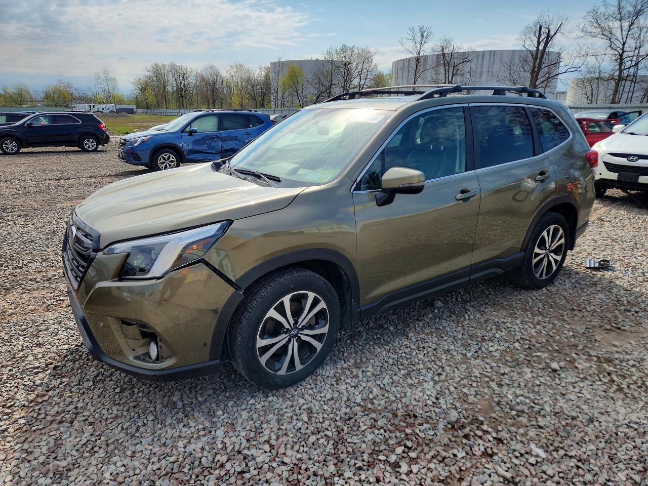 2022 Subaru Forester Limited - zdjęcie główne