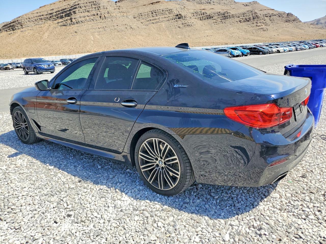 2018 BMW 530E - zdjęcie 2