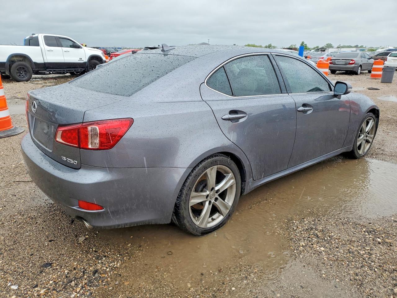 2013 Lexus Is 250 - zdjęcie 3
