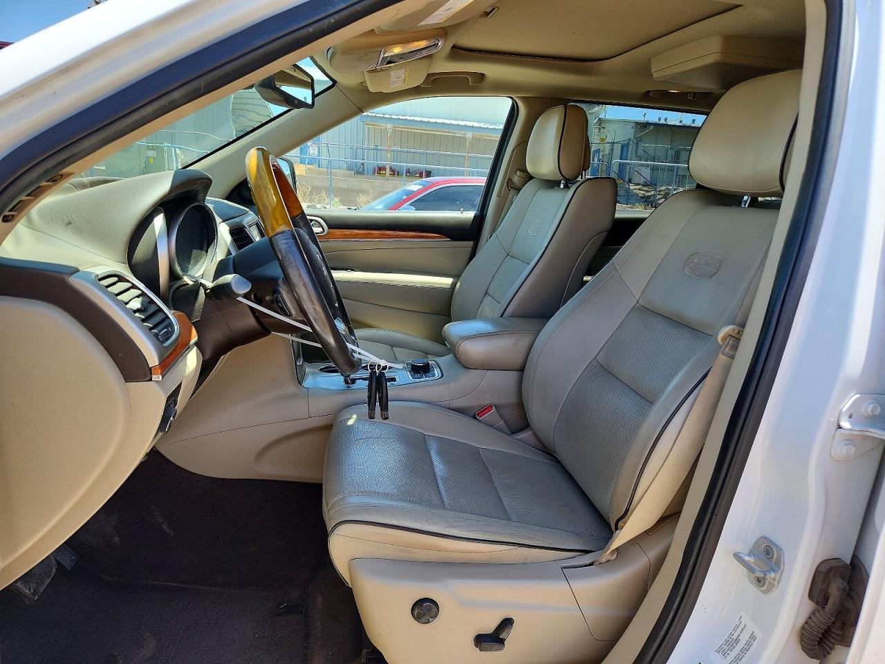 2013 Jeep Grand Cherokee Overland - zdjęcie 7