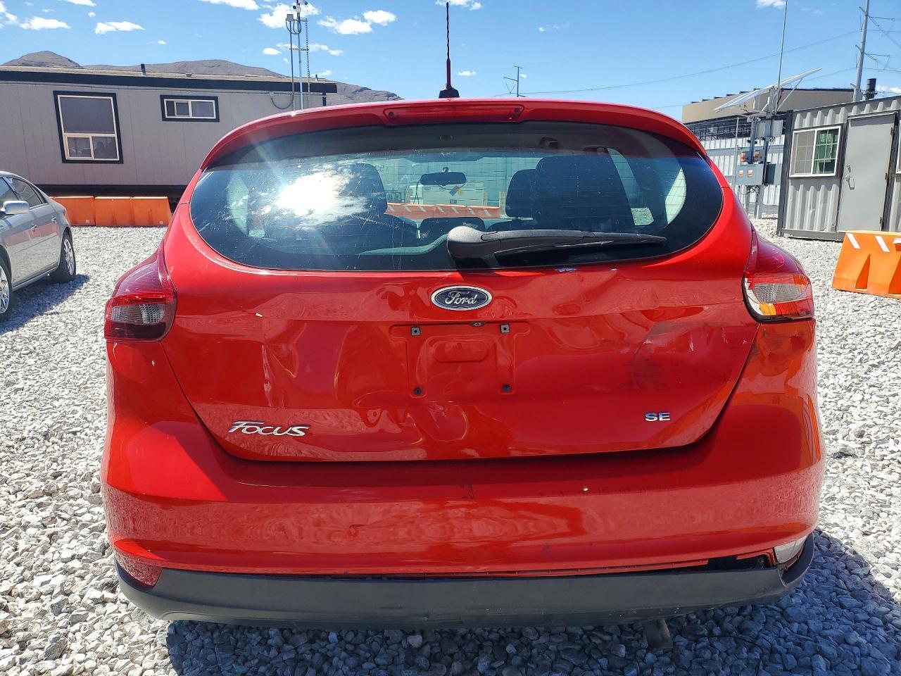 2017 Ford Focus Se - zdjęcie 6