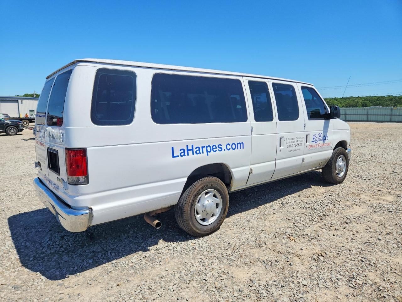 2014 Ford Econoline E350 Super Duty Wagon - zdjęcie 3