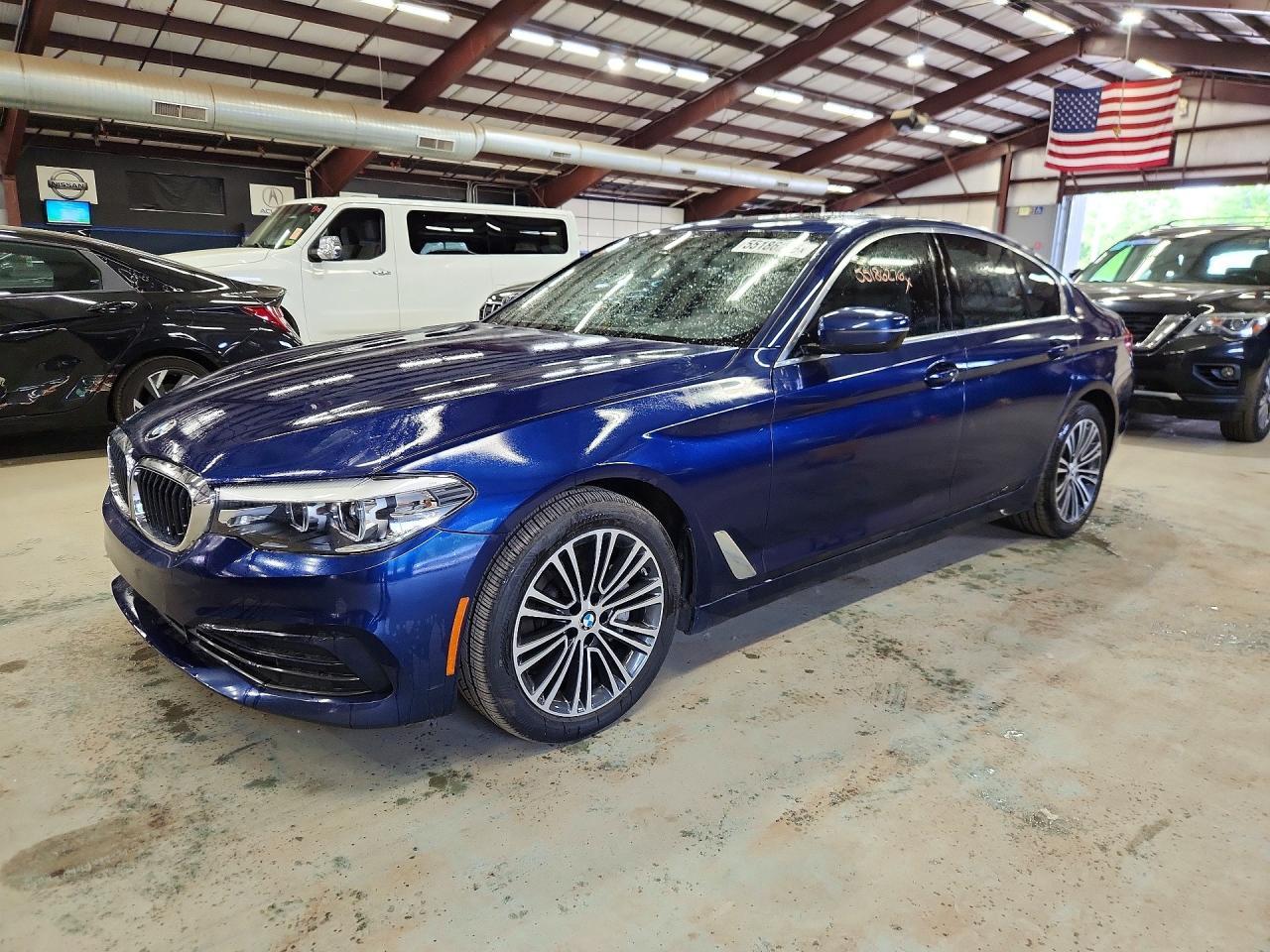2020 BMW 530 Xi - zdjęcie główne