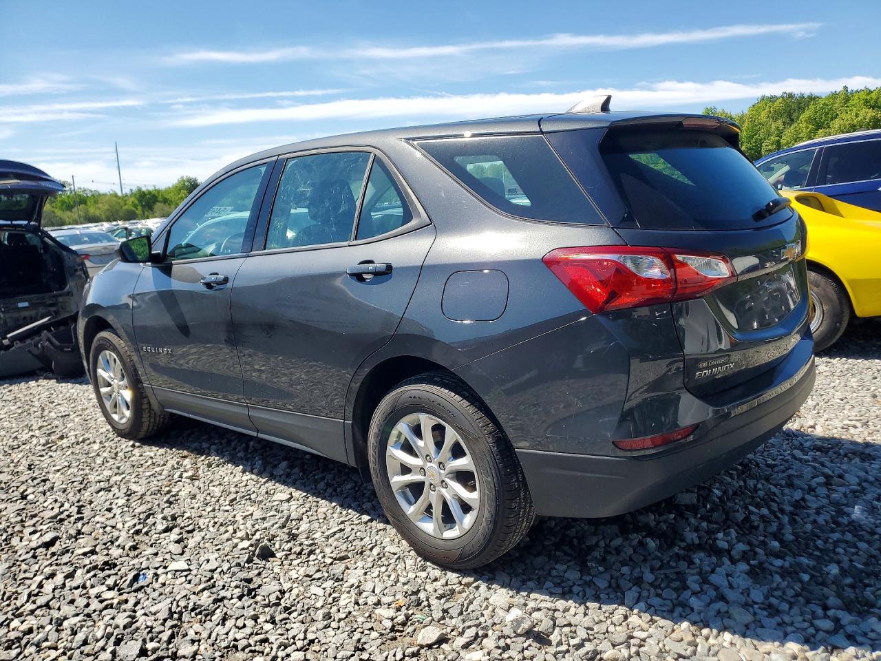 2019 Chevrolet Equinox Ls - zdjęcie 2