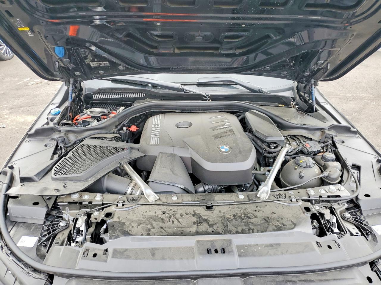 2025 BMW 530 I - zdjęcie 11