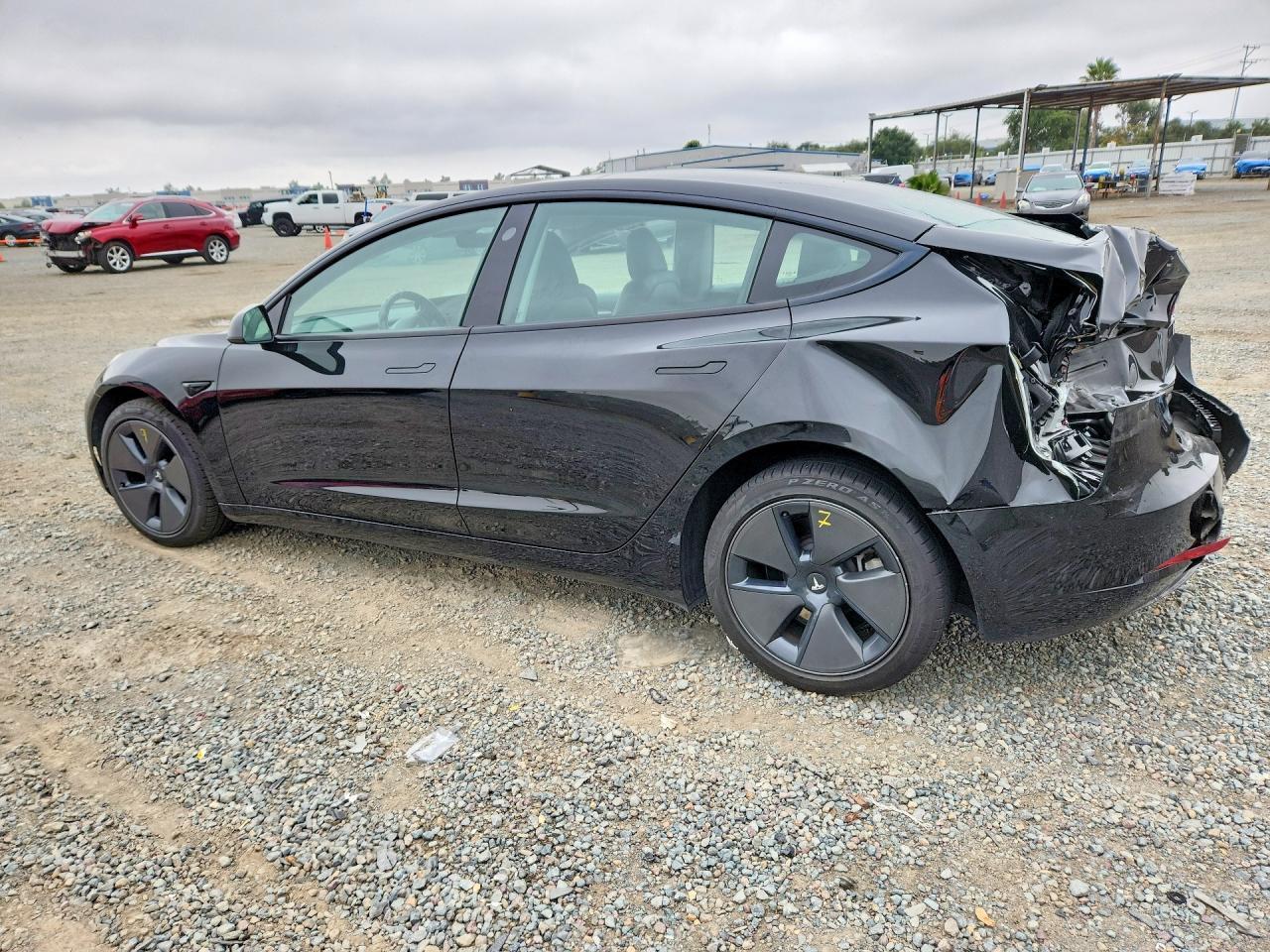 2023 Tesla Model 3 - zdjęcie 3