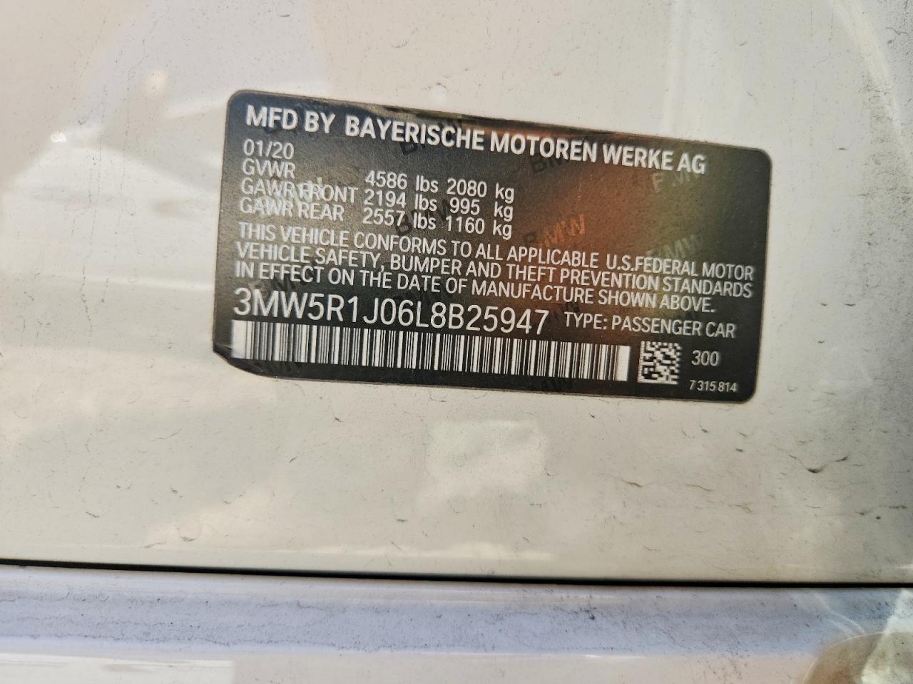 2020 BMW 330I - zdjęcie 12