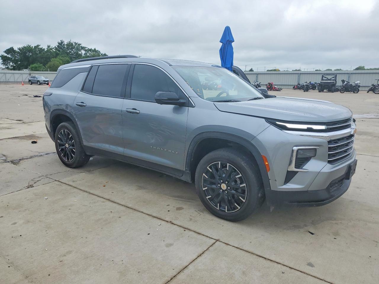 2025 Chevrolet Traverse Lt - zdjęcie 4
