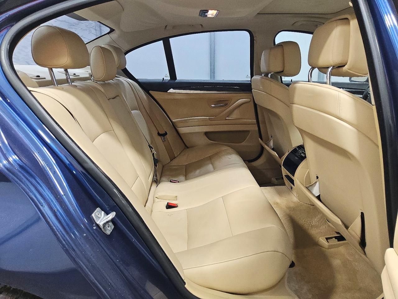 2013 BMW 528 I - zdjęcie 10