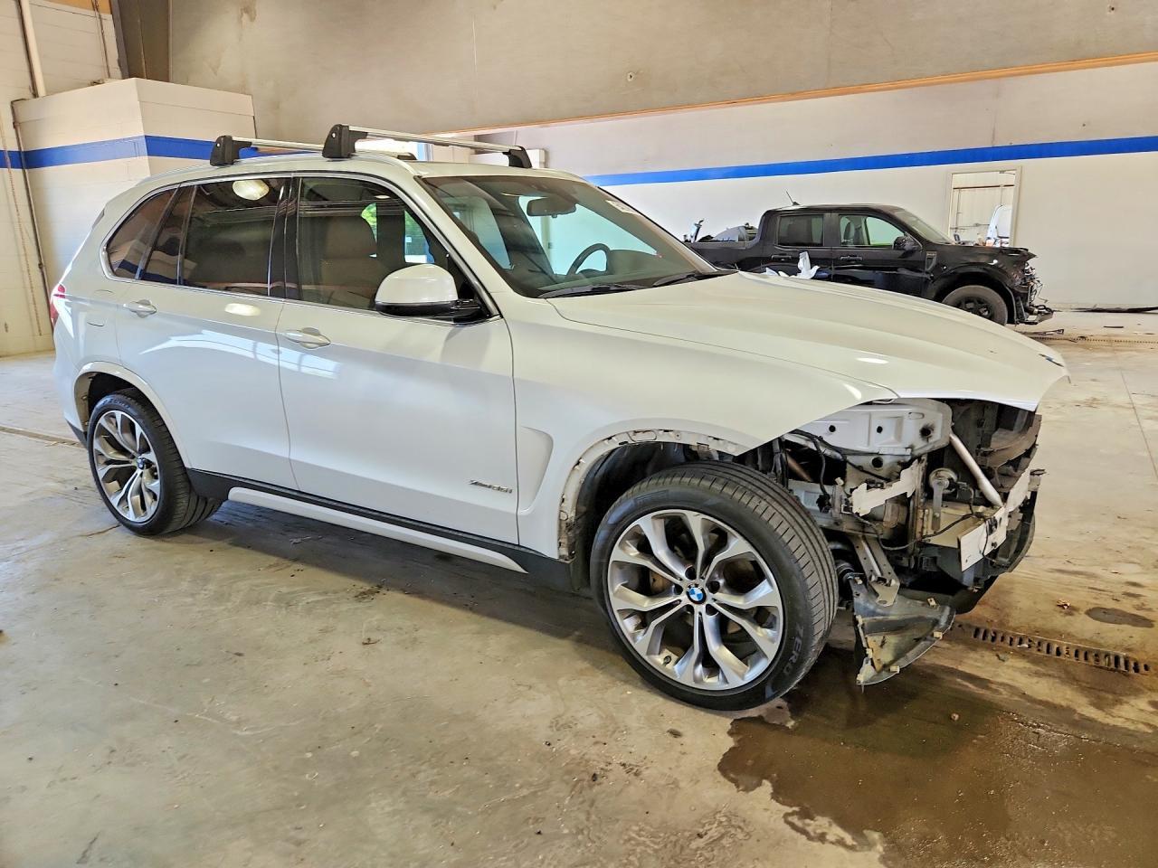 2017 BMW X5 - zdjęcie 4