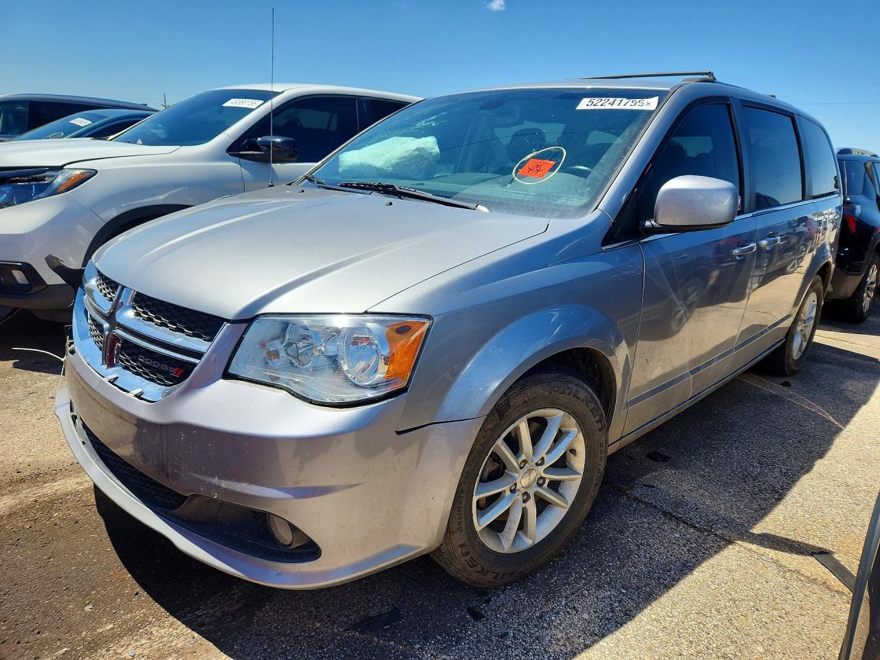 2020 Dodge Grand Caravan Sxt - zdjęcie główne