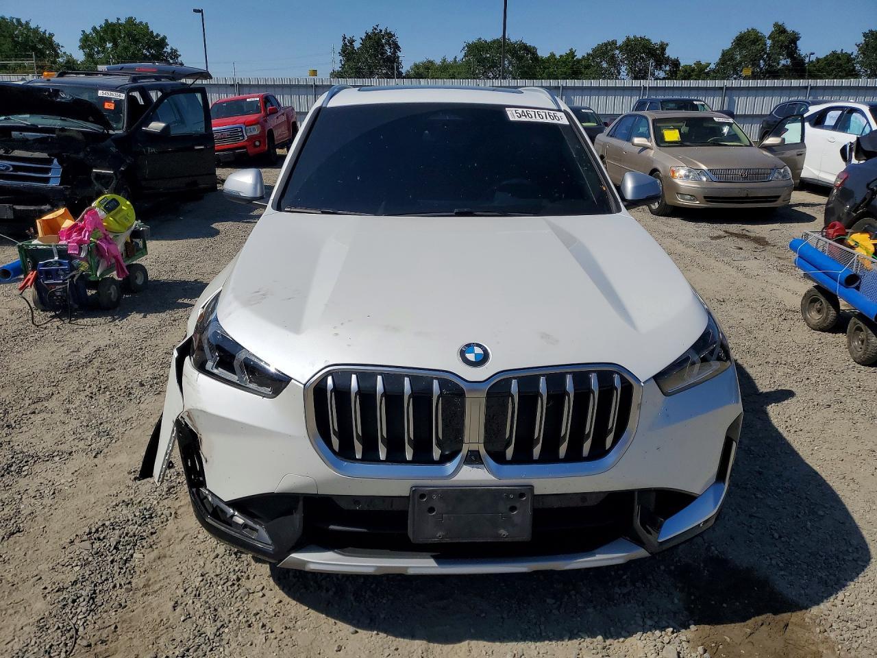 2024 BMW X1 xDrive28I - zdjęcie 5