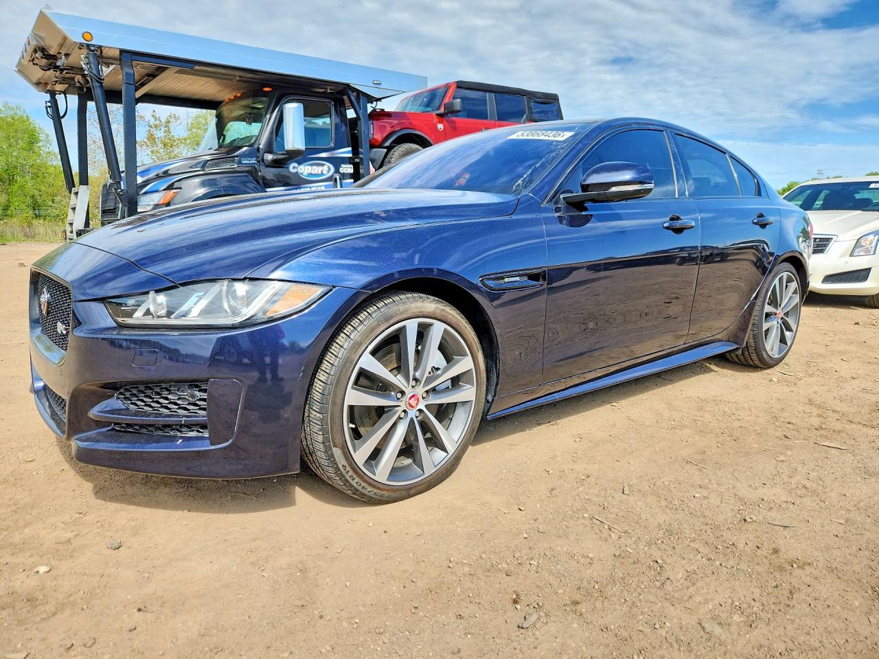 2017 Jaguar Xe R - Sport - zdjęcie główne
