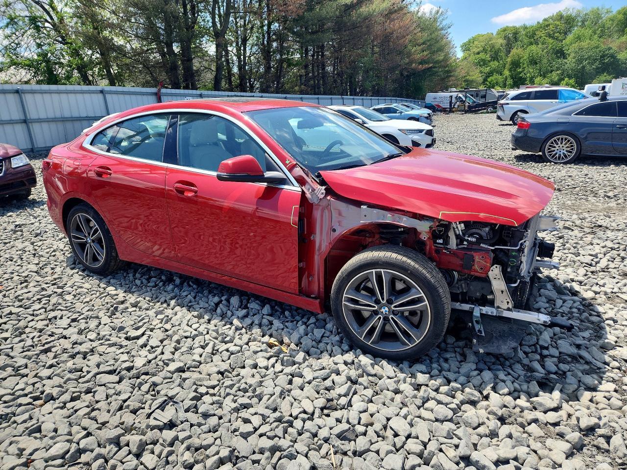 BMW Seria 2 - zdjęcie 4