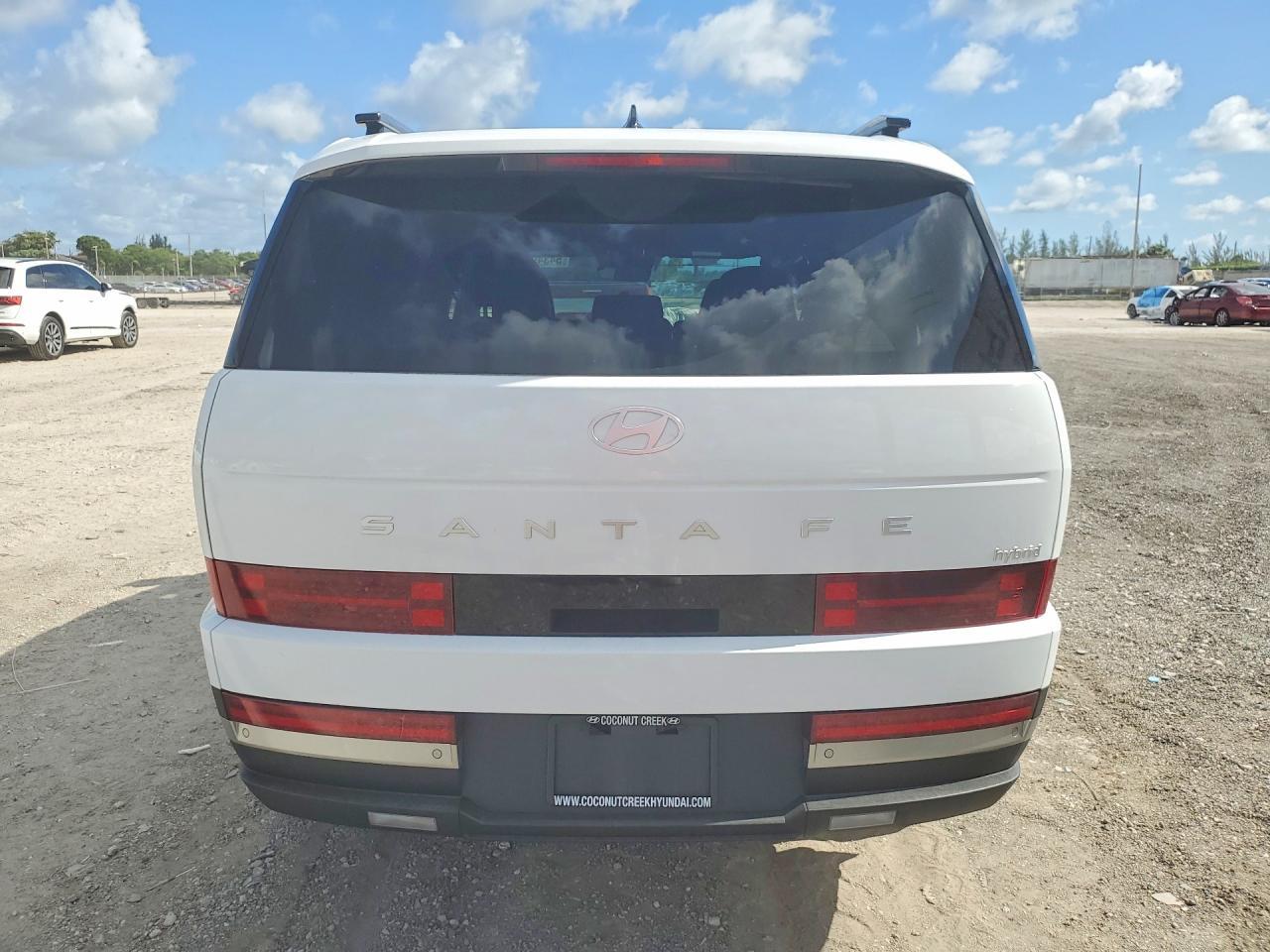 2025 Hyundai Santa Fe Limited - zdjęcie 6