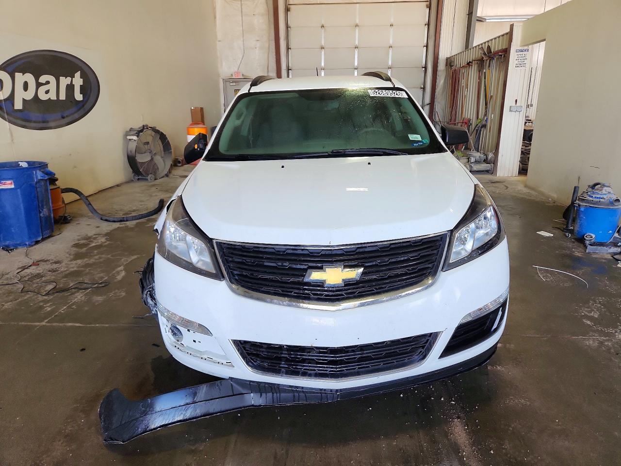 2017 Chevrolet Traverse Ls - zdjęcie 5
