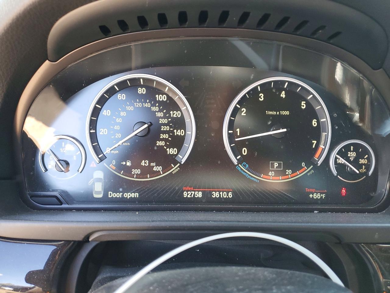 2015 BMW Seria 5 535i - zdjęcie 9