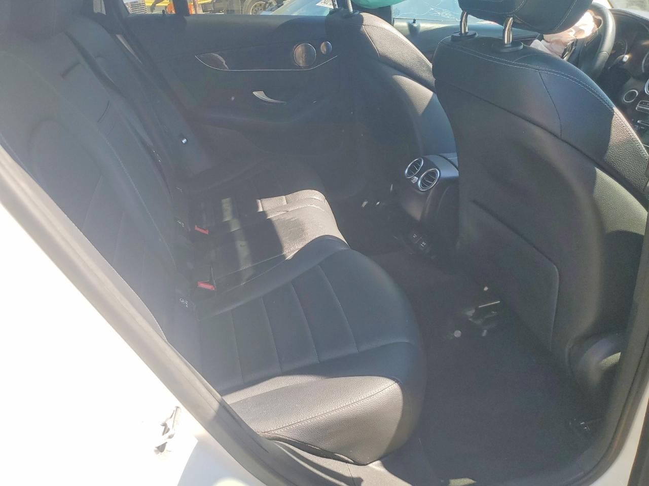 2017 Mercedes-Benz Glc Coupe 300 4Matic - zdjęcie 11
