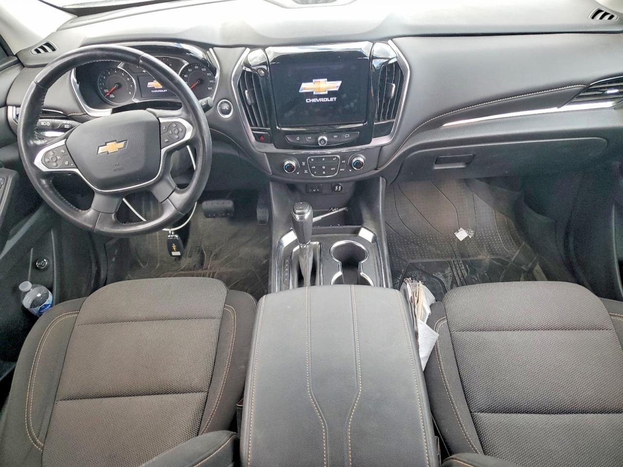 2020 Chevrolet Traverse Lt - zdjęcie 8