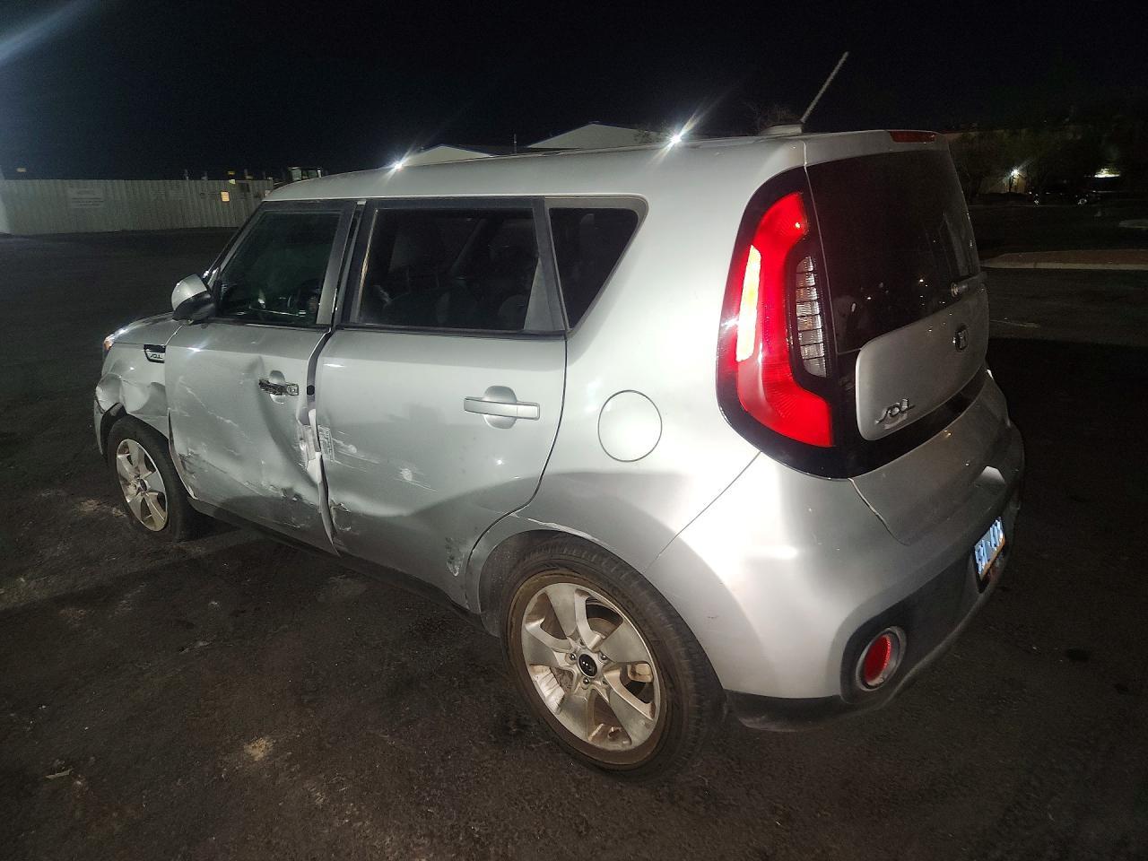 2019 Kia Soul Base - zdjęcie 2