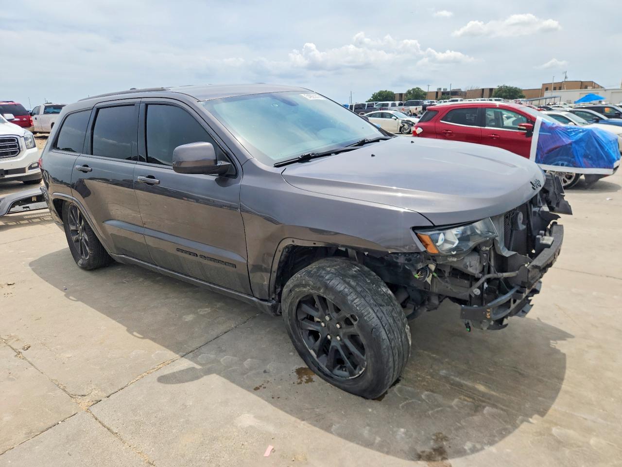 2019 Jeep Grand Cherokee Laredo - zdjęcie 4