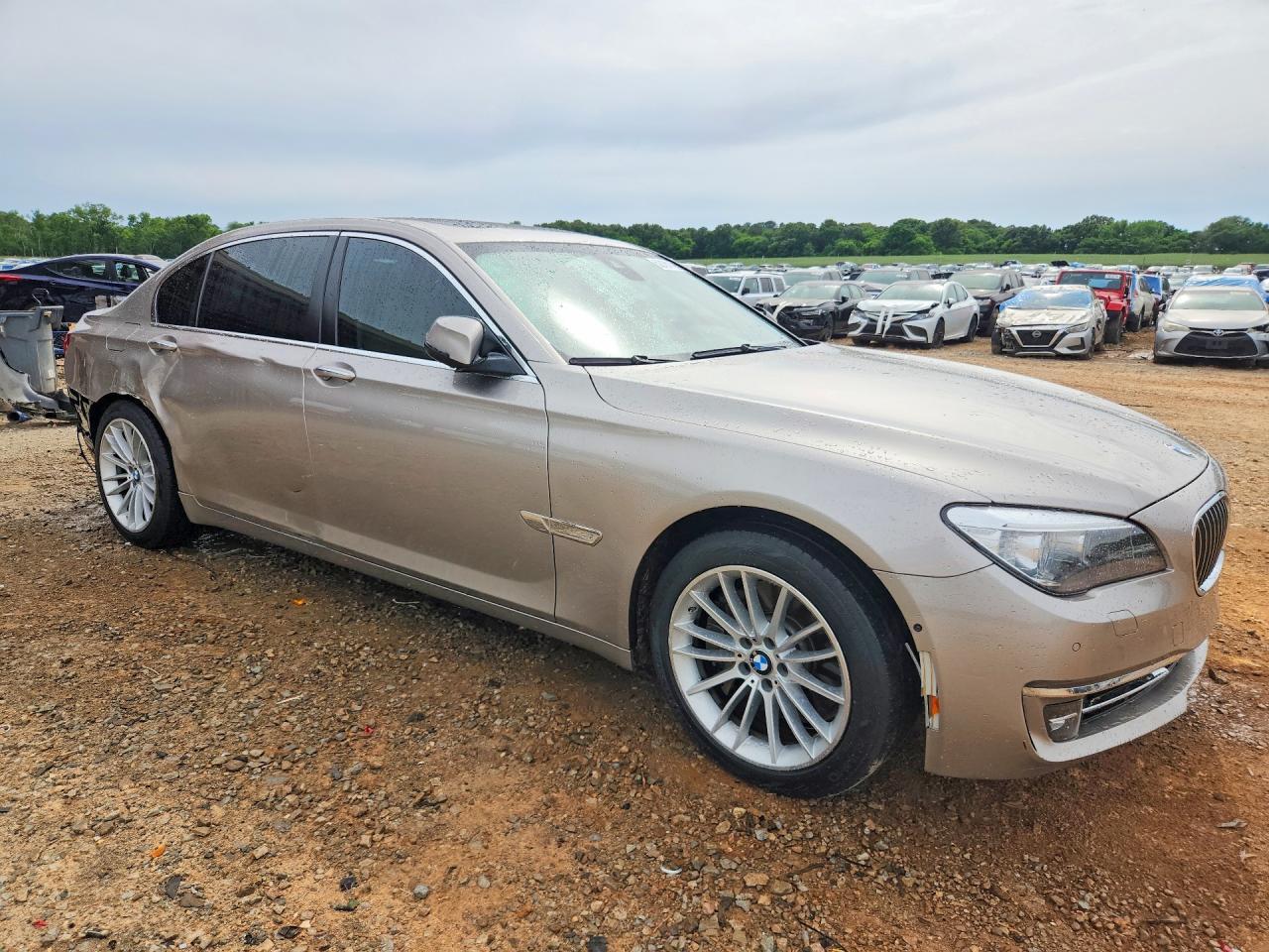 2014 BMW 750 Li - zdjęcie 4