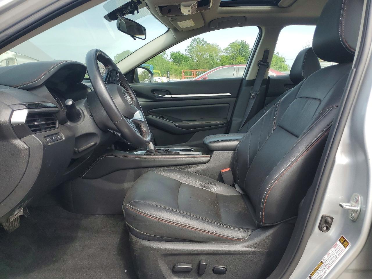 2024 Nissan Altima Sr - zdjęcie 7