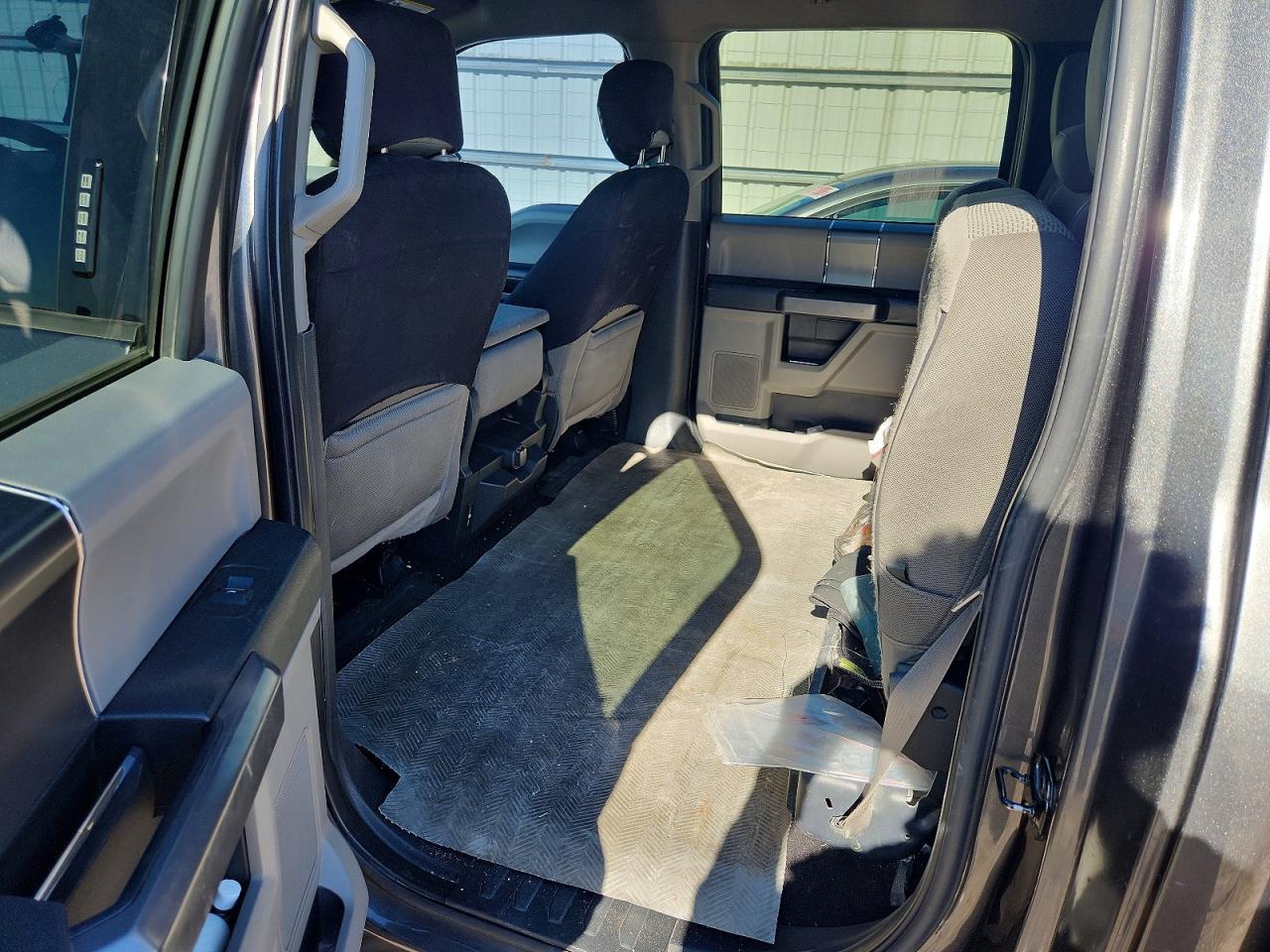2020 Ford F-150 - zdjęcie 12