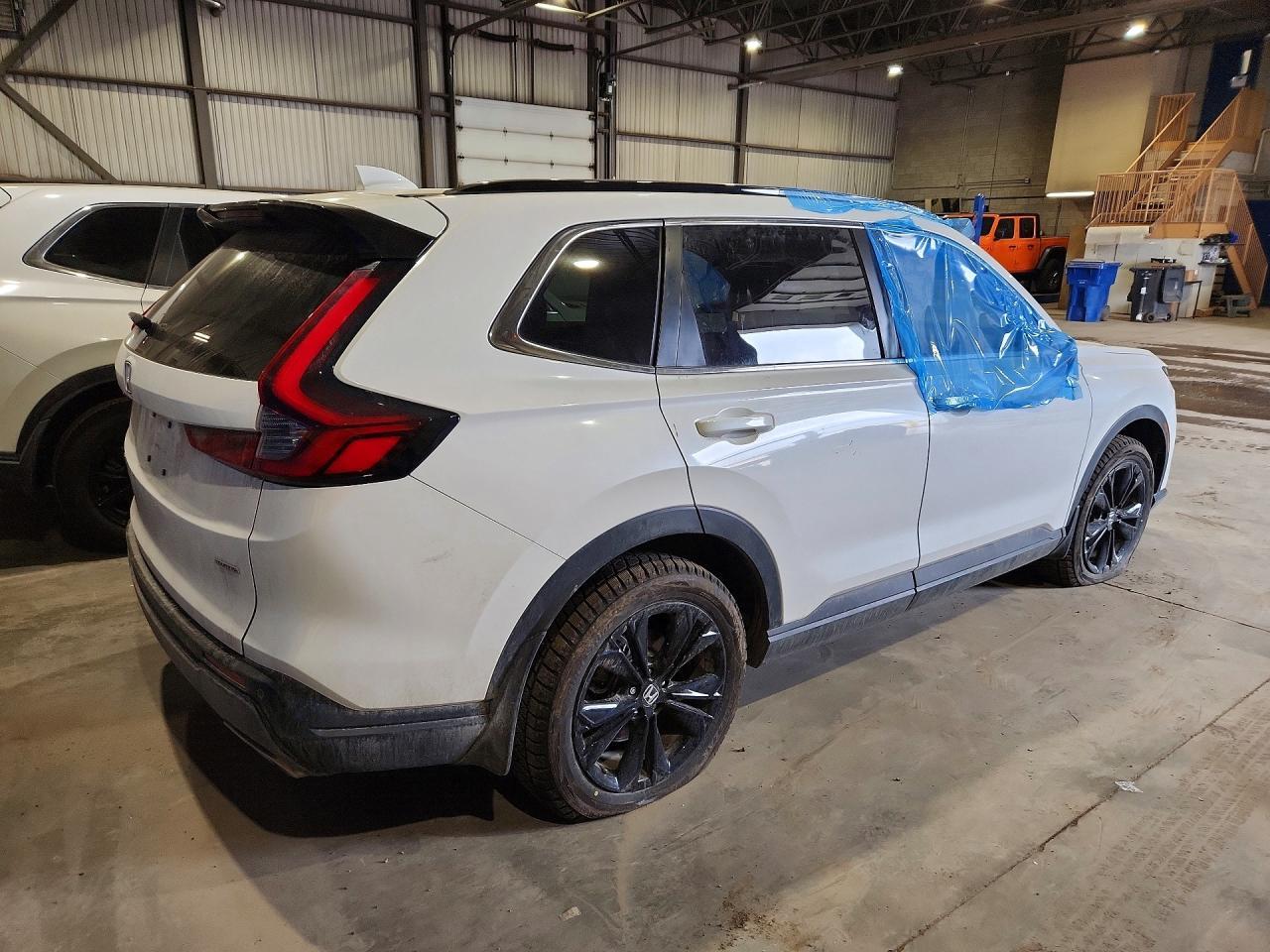 2025 Honda Cr-V Sport Touring - zdjęcie 3