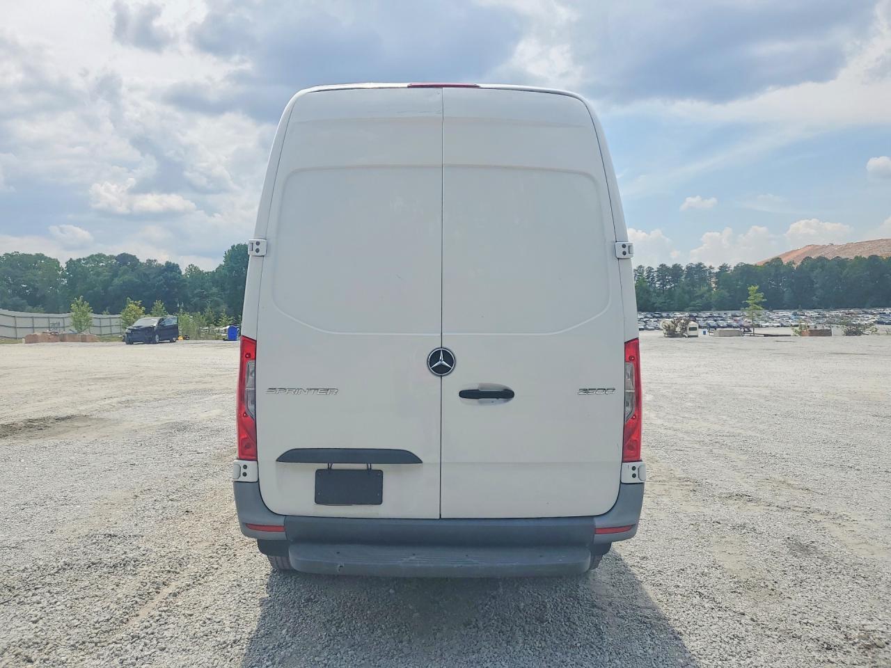 2022 Mercedes-Benz Sprinter 2500 - zdjęcie 6