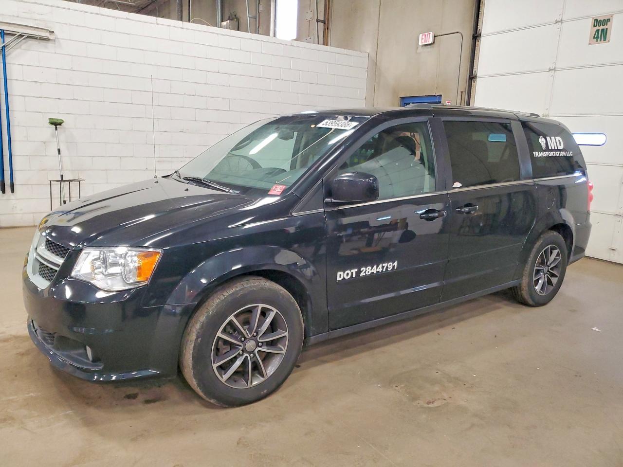 2017 Dodge Grand Caravan Sxt - zdjęcie główne